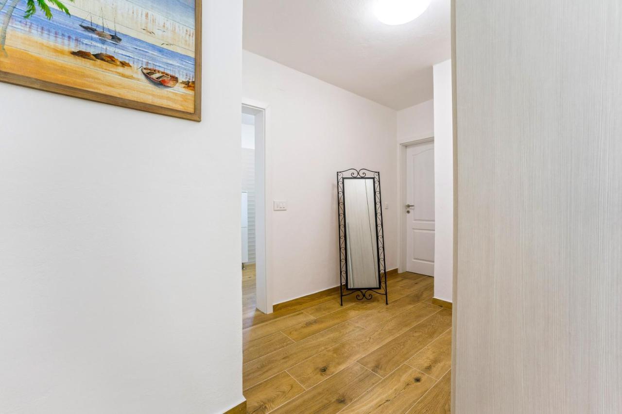 Villa Bianca - Apartment With Private Pool Privlaka  Εξωτερικό φωτογραφία